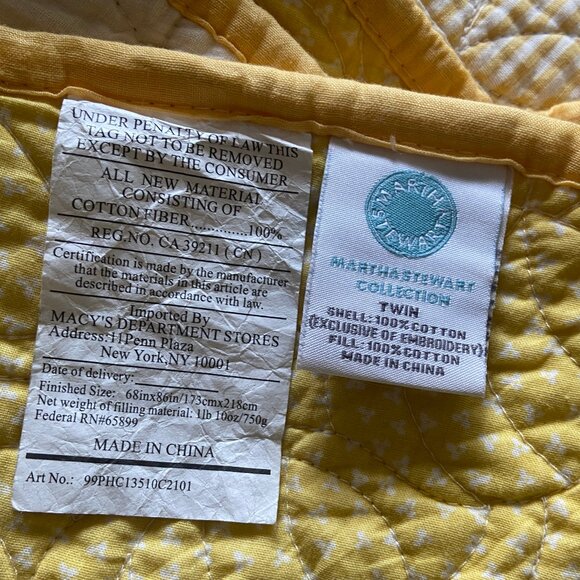 Martha Stewart Twin Sunflower quilt, scalloped edge yellow rust - Picture 3 of 3